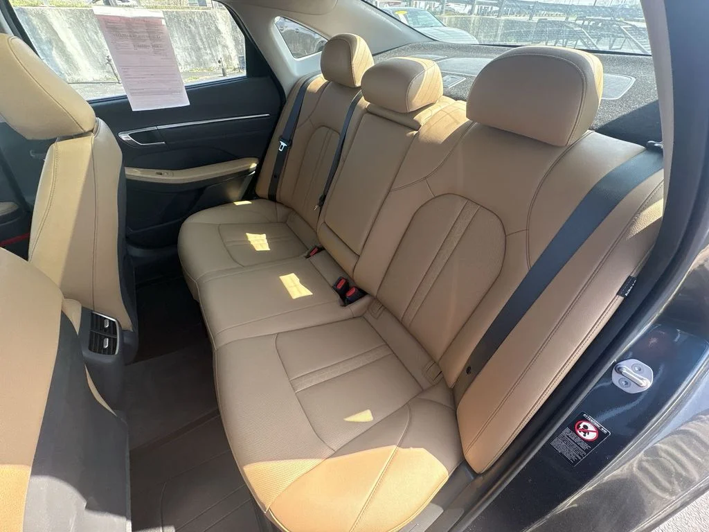 Used 2023 Gray Hyundai Limited image 24