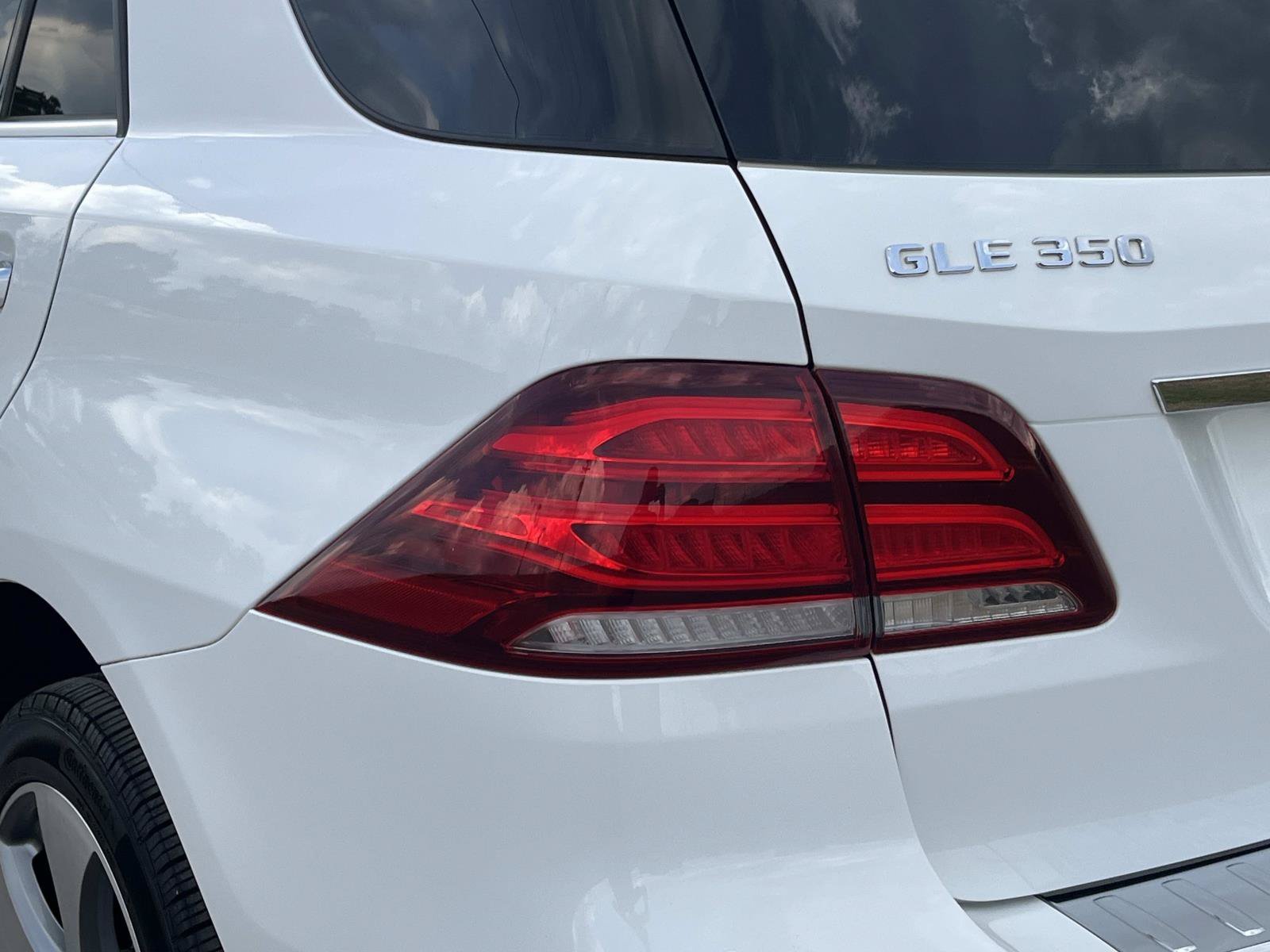 Used 2018 Polar White Mercedes-Benz GLE 350 image 10