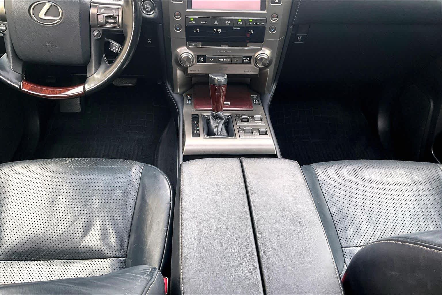 Used 2015 Starfire Pearl Lexus Luxury image 16