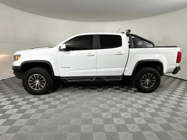Used 2019 Summit White Chevrolet 4WD ZR2 image 9
