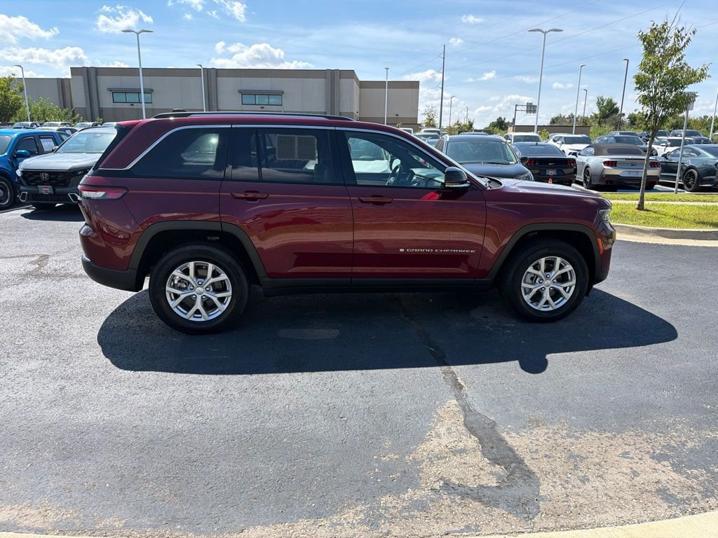 Used 2023 Red Jeep Limited image 8