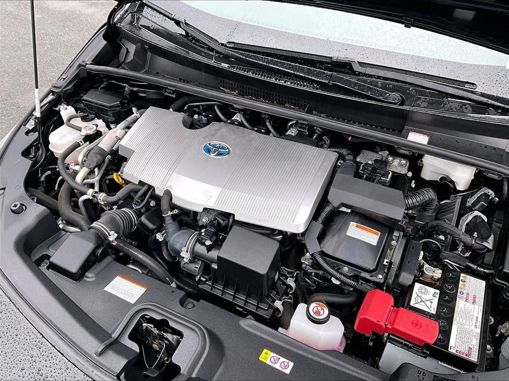 Used 2022 Black Toyota XLE image 35