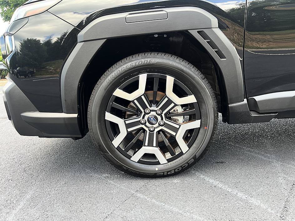 New 2026 CRYSTAL BLACK SILICA Subaru Touring XT image 8