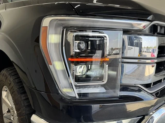 Used 2023 Black Metallic Ford Lariat image 33