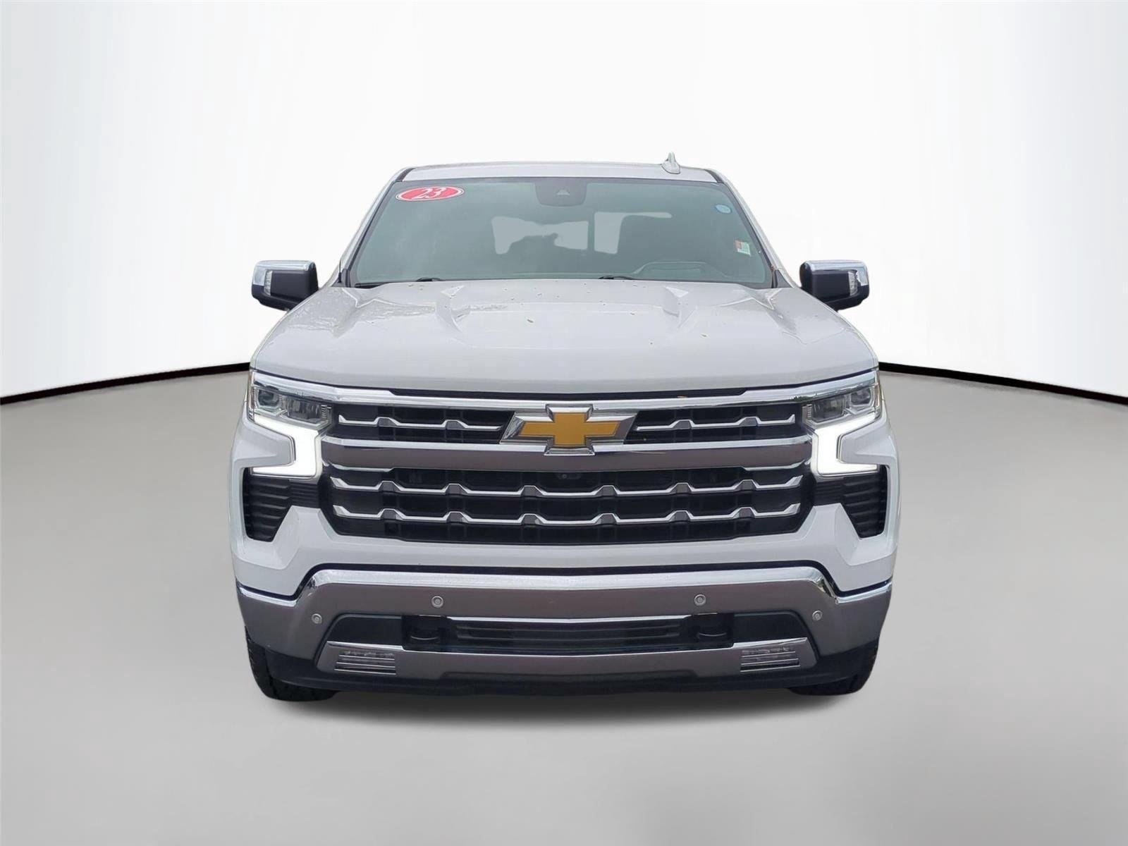 Used 2023 Summit White Chevrolet LTZ image 8