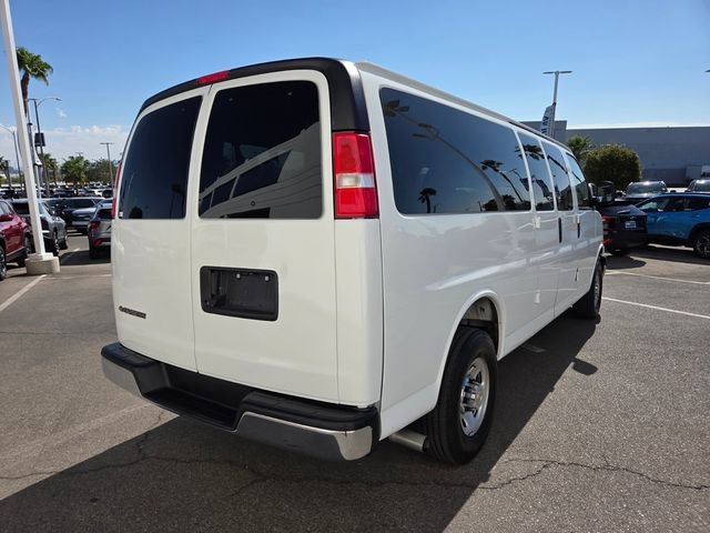 2025 Chevrolet Express Passenger LT - Photo 6