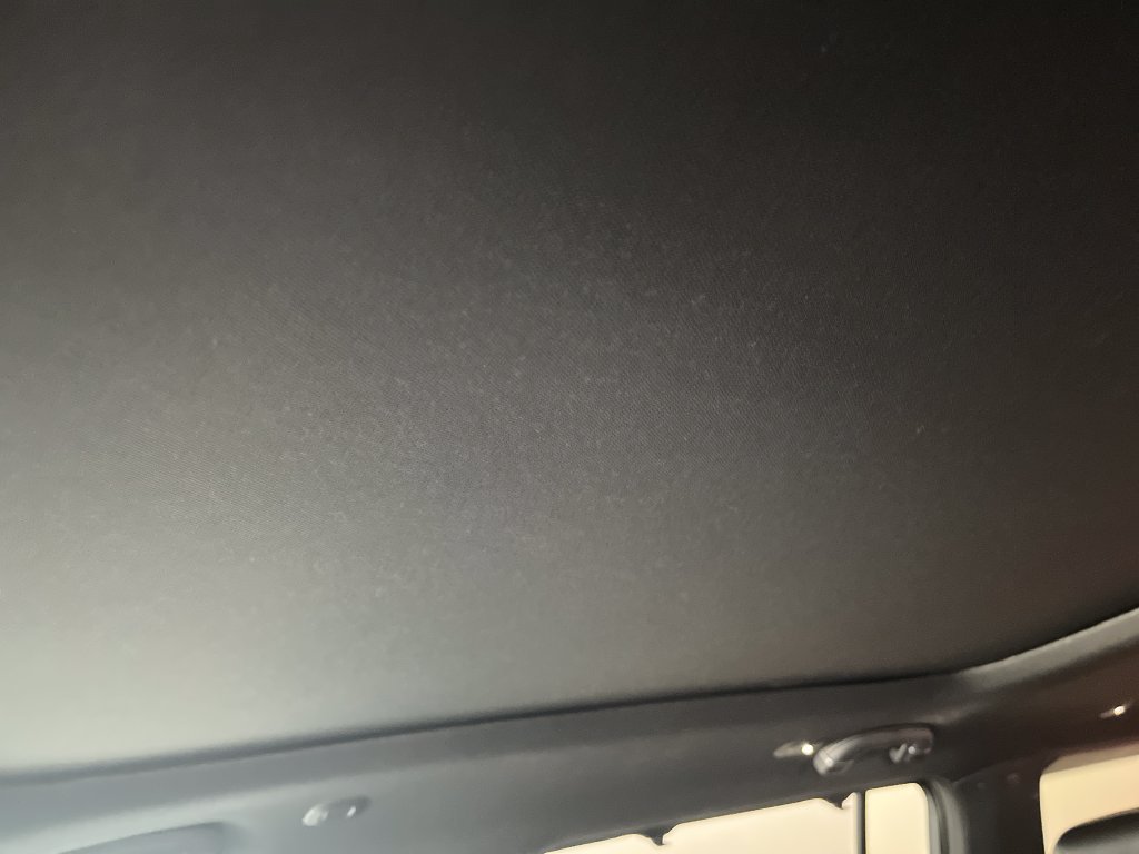 Used 2024 White Jeep Base image 23