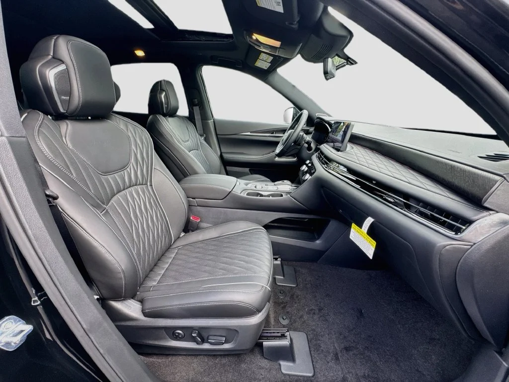 New 2027 Black INFINITI AUTOGRAPH image 30