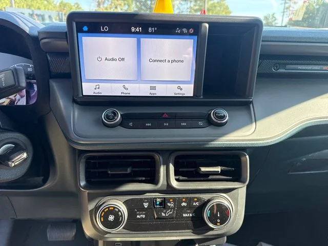 Used 2024  Ford XL image 3