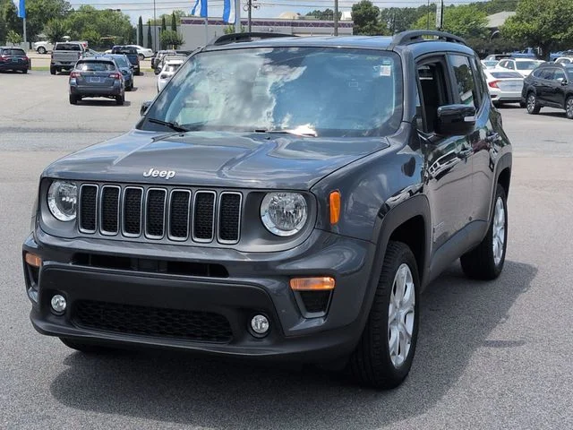 Used 2022 Gray Jeep Limited image 7