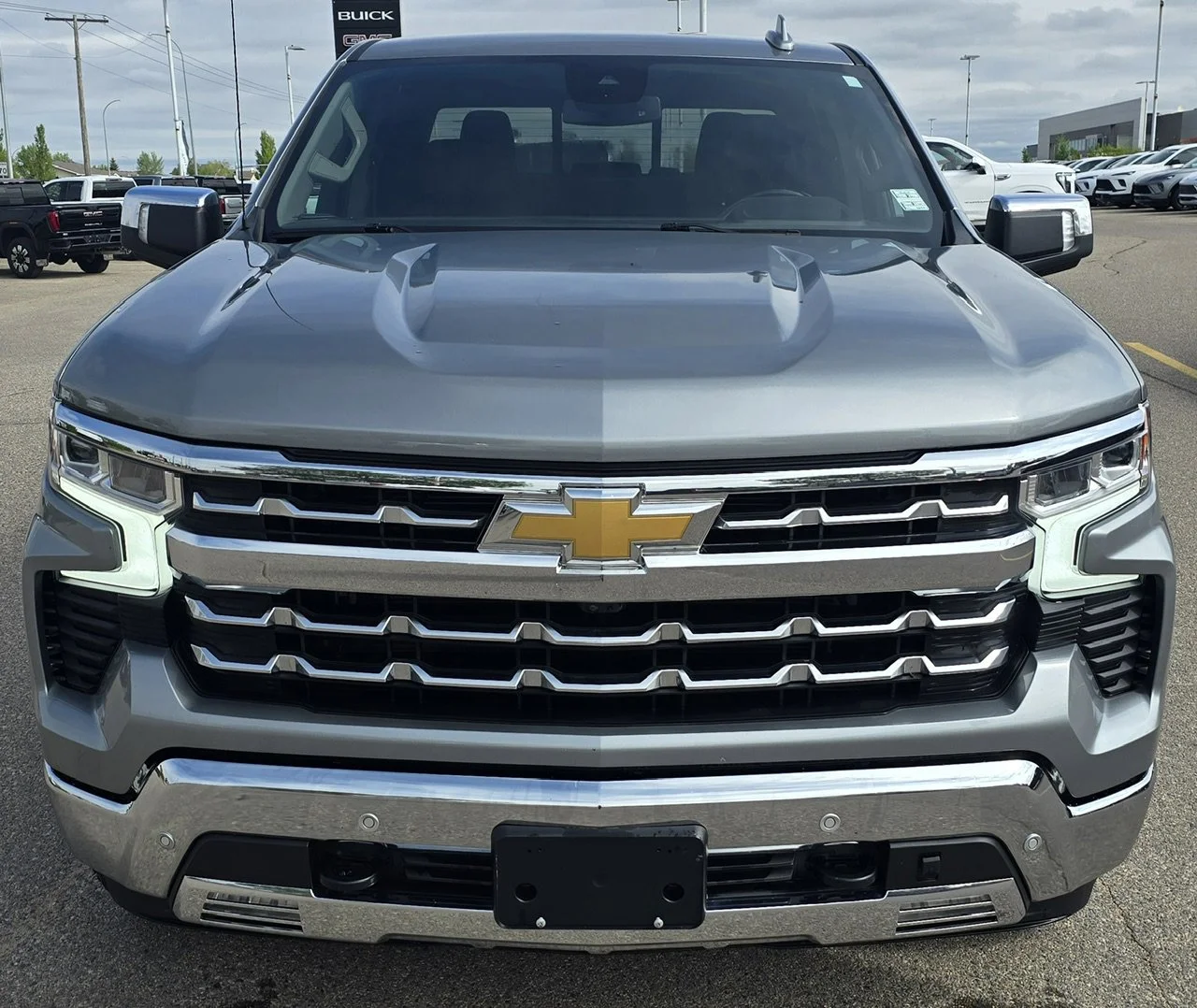 Used 2024 Silver Chevrolet LTZ Crew Cab image 8