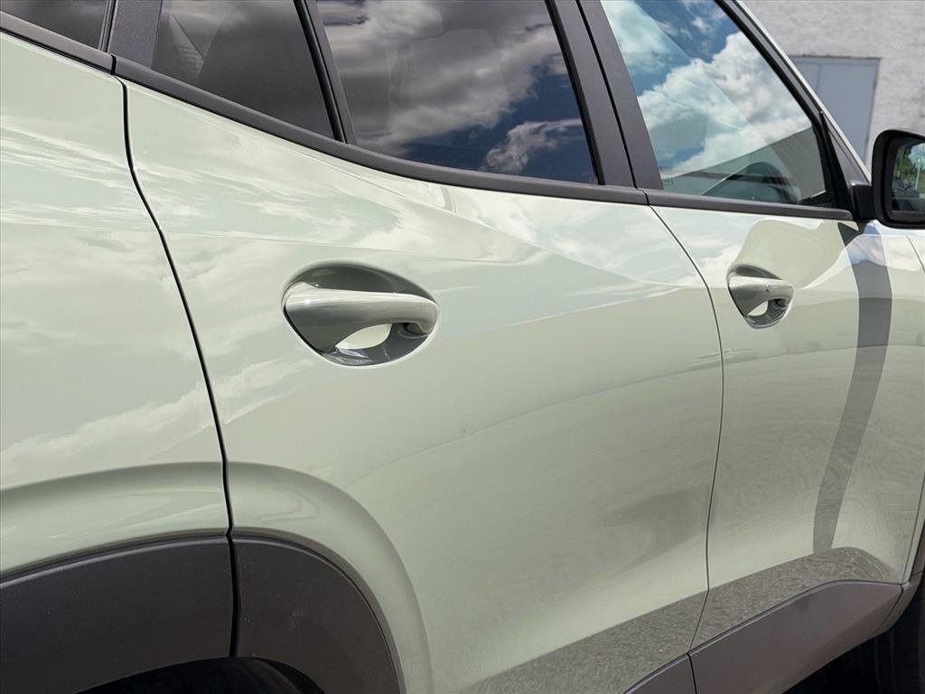 Used 2024 Cacti Green Chevrolet ACTIV image 7