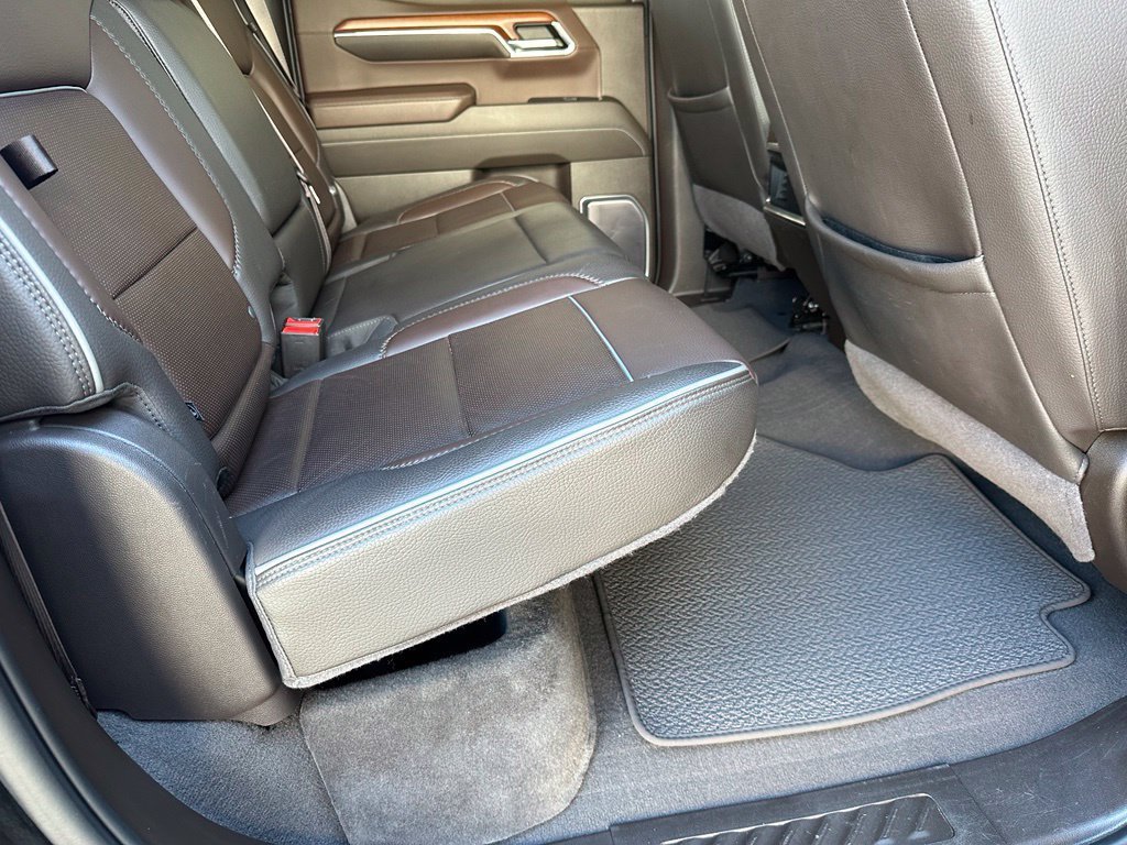 Used 2023 Onyx Black GMC Denali image 37