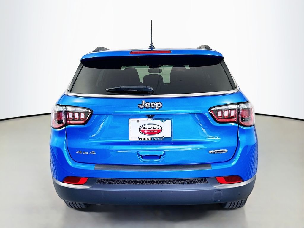 Used 2025 Blue Jeep Latitude image 6