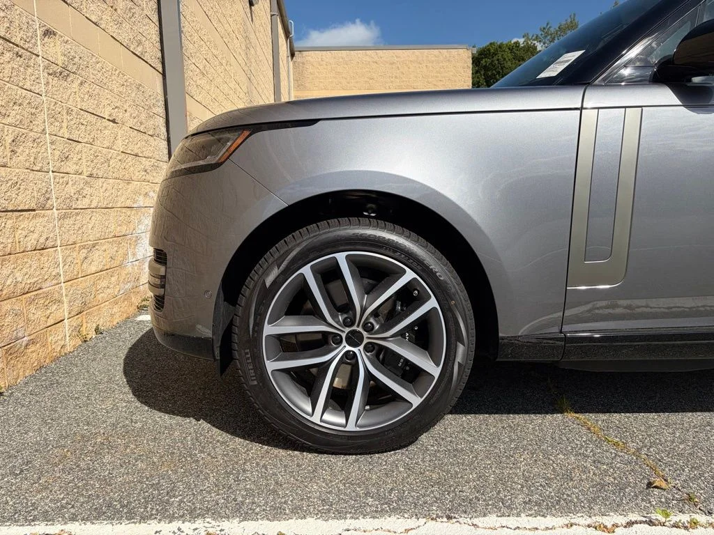 New 2026 Gray Land Rover SE image 9
