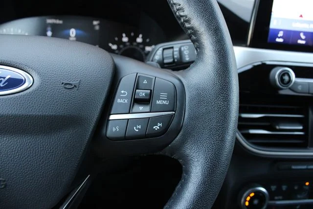 Used 2020 Blue Ford SEL image 14