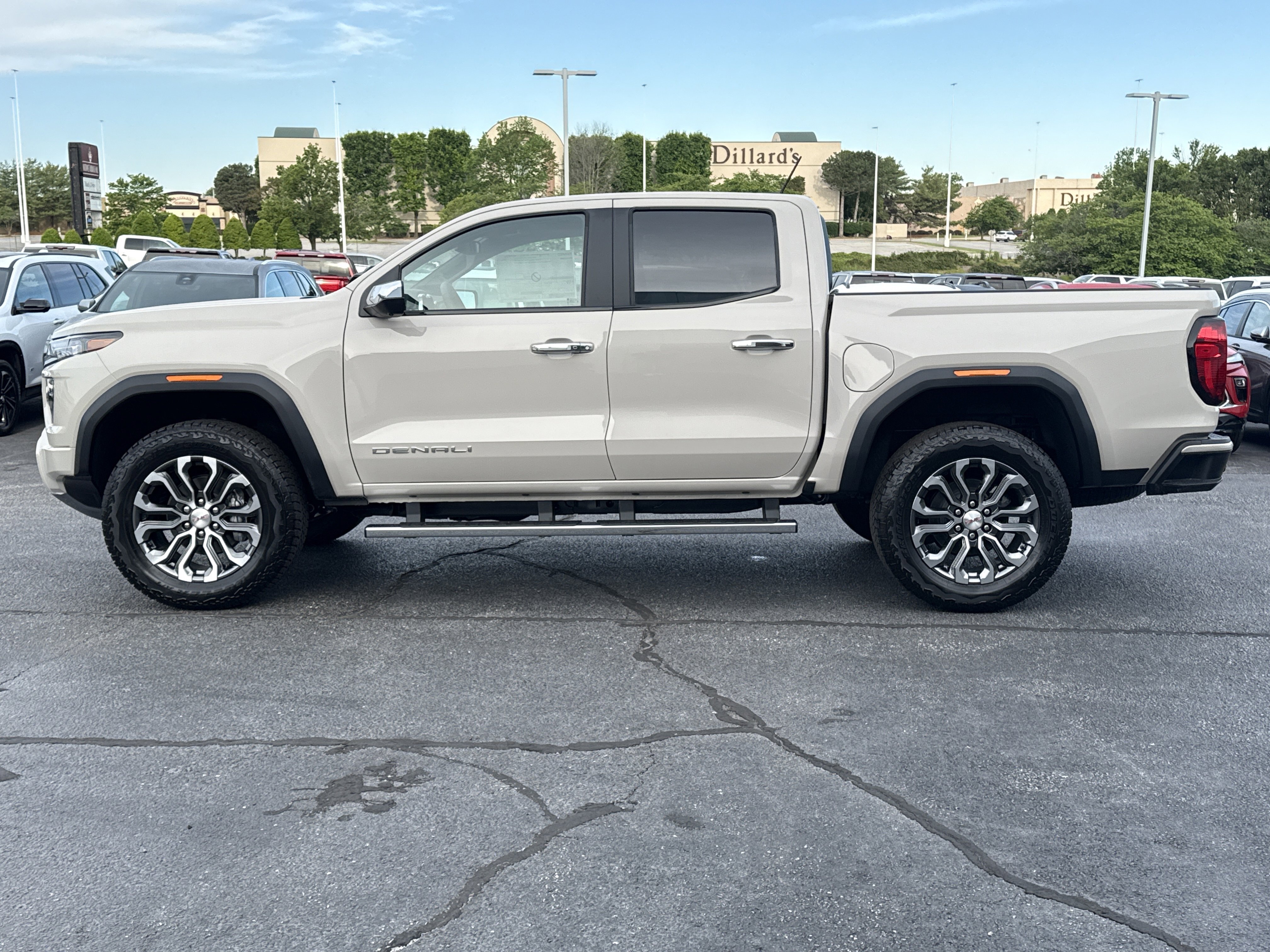 2026 GMC Canyon Denali - Photo 12
