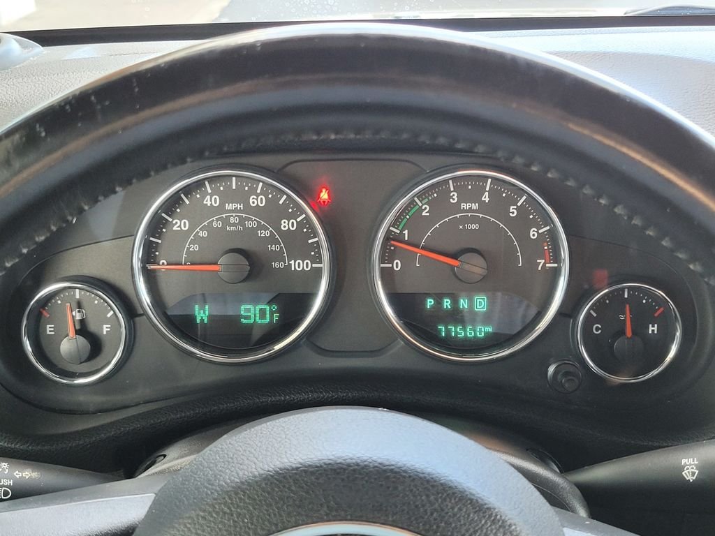 Used 2018 Gray Jeep Unlimited Sport image 24