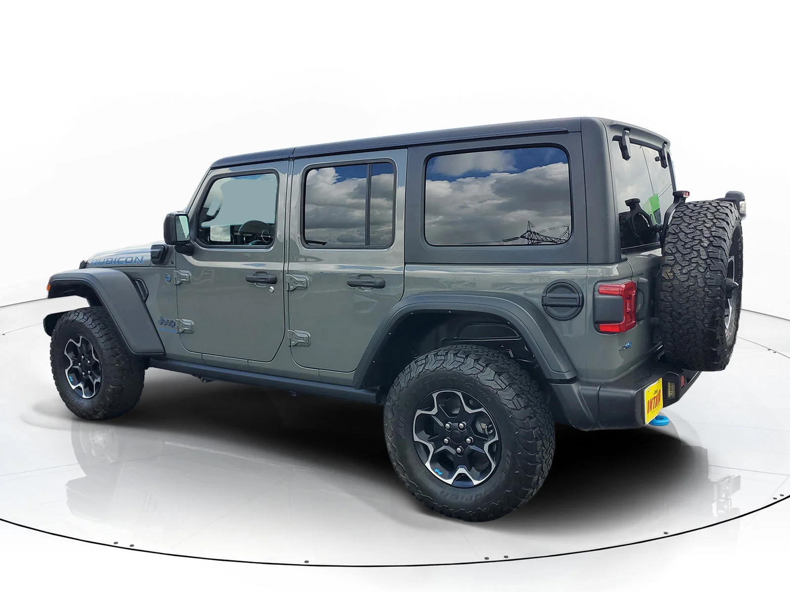 Certified Used 2023 Gray Jeep Rubicon 4xe image 6