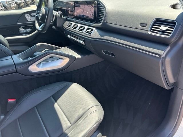 Used 2024  Mercedes-Benz GLS 450 image 23