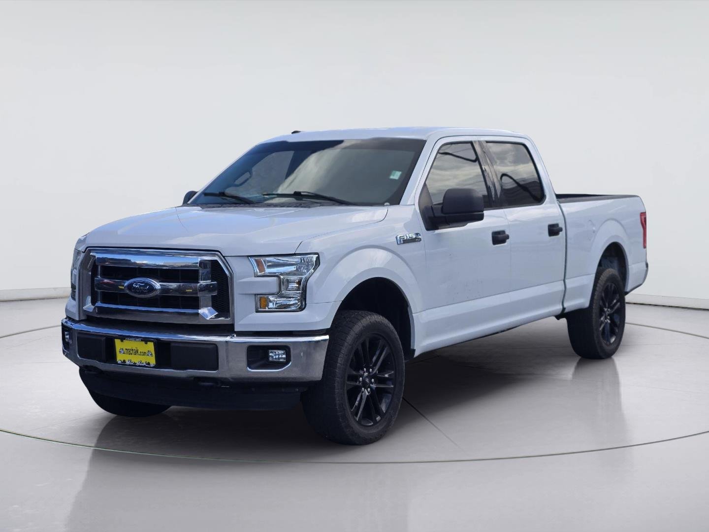 Used 2016 Oxford White FORD  image 1