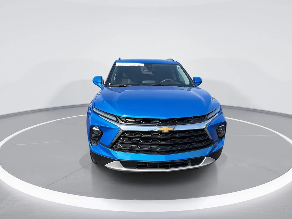 Used 2024 Blue Chevrolet LT image 3