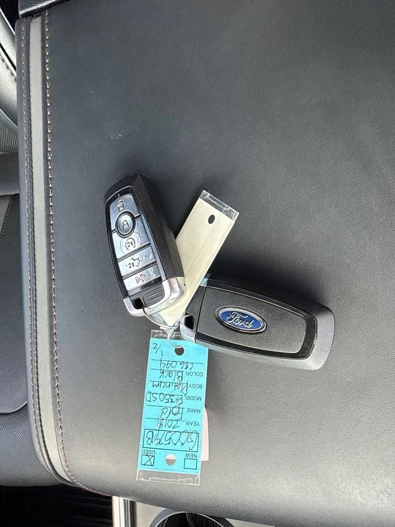 Used 2018  Ford XL image 41
