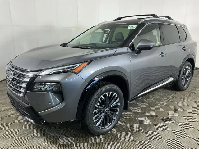 New 2026 Gray Nissan Platinum image 3