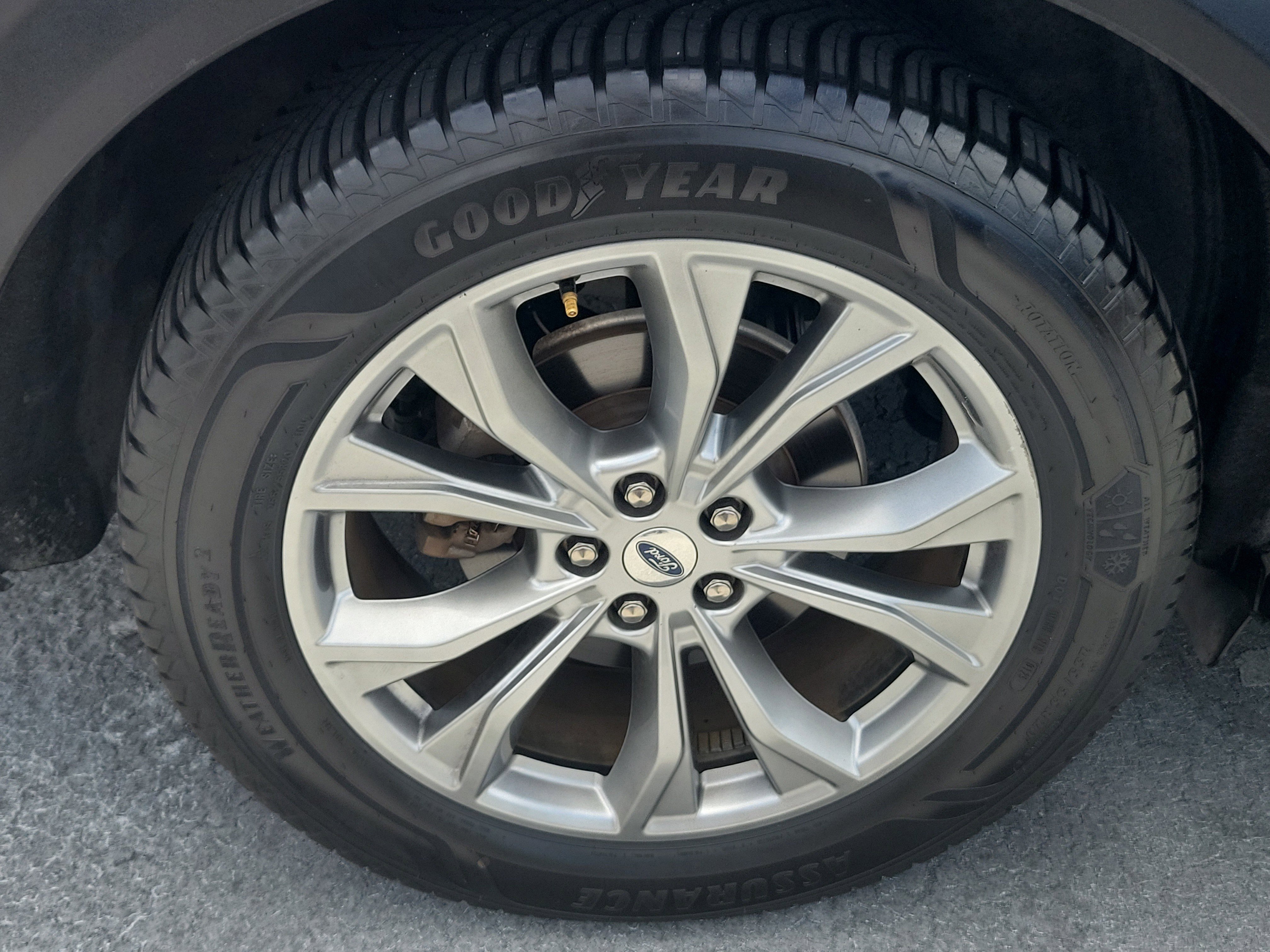 Used 2021 Gray Metallic Ford XLT image 7