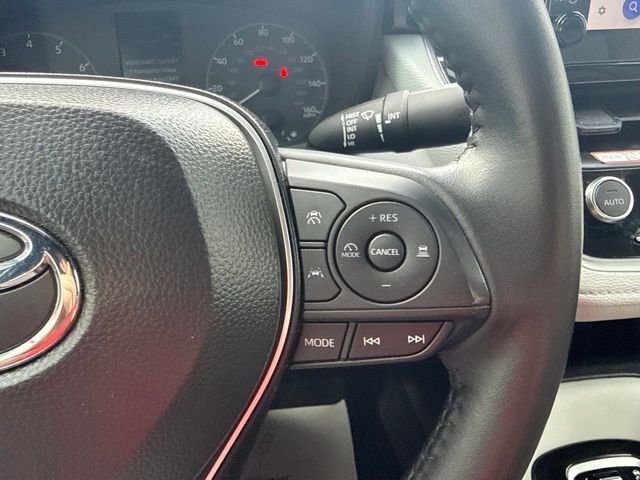 Used 2025 White Toyota SE image 31
