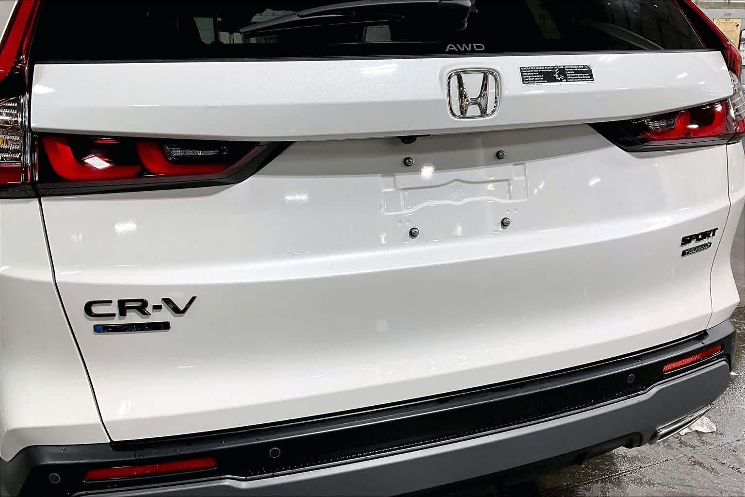Used 2026 Platinum White Pearl Honda Sport Touring image 31