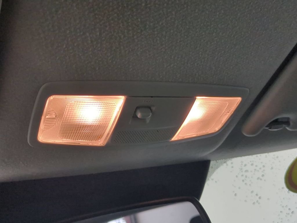 Used 2024  Mitsubishi 2.0 ES image 23