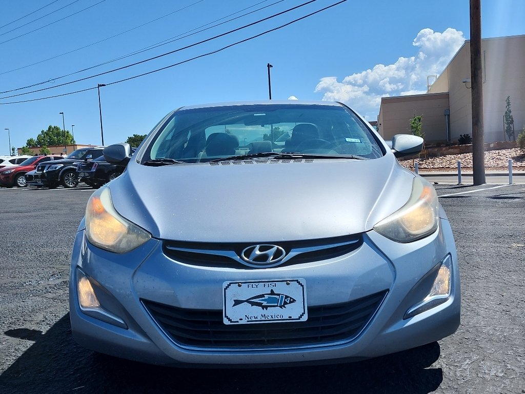 Used 2015 Hyundai Elantra SE with VIN 5NPDH4AE0FH620516 for sale in Santa Fe, NM