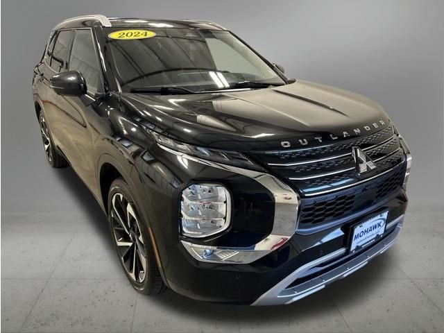 Used 2024 Black Diamond Mitsubishi SEL image 8