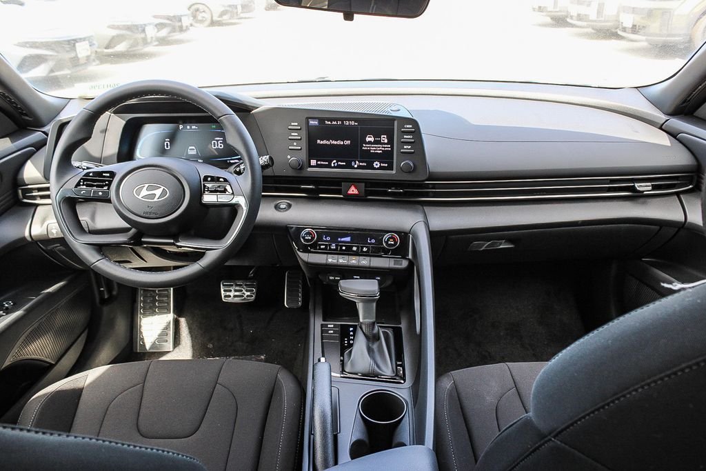 New 2026 White Hyundai SEL Sport image 13