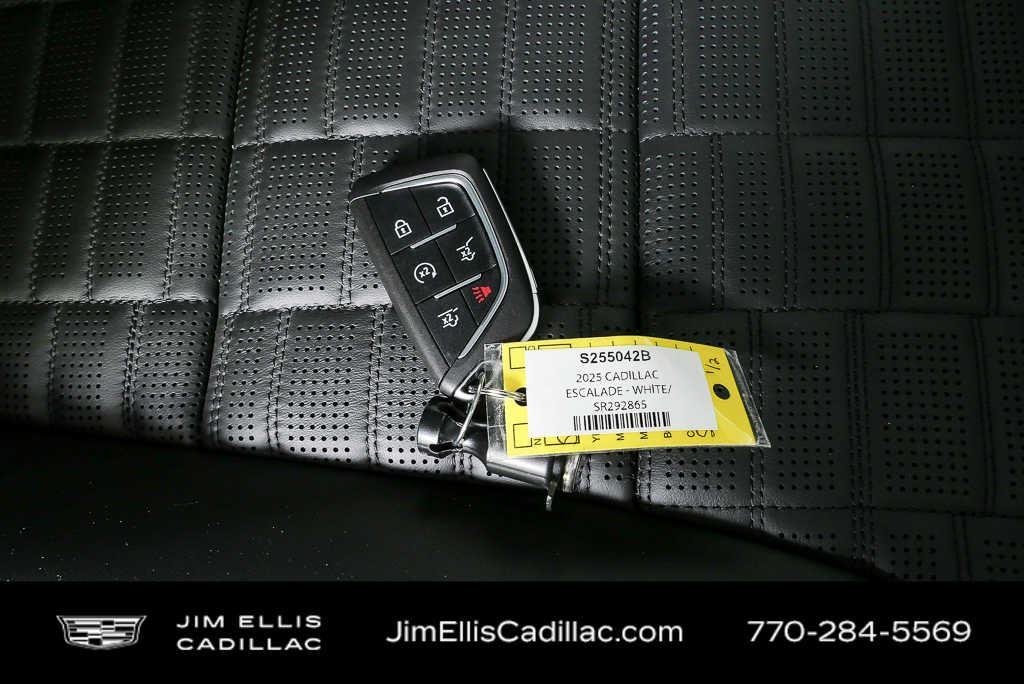 Certified Used 2025 Crystal White Tricoat Cadillac Sport Platinum image 29