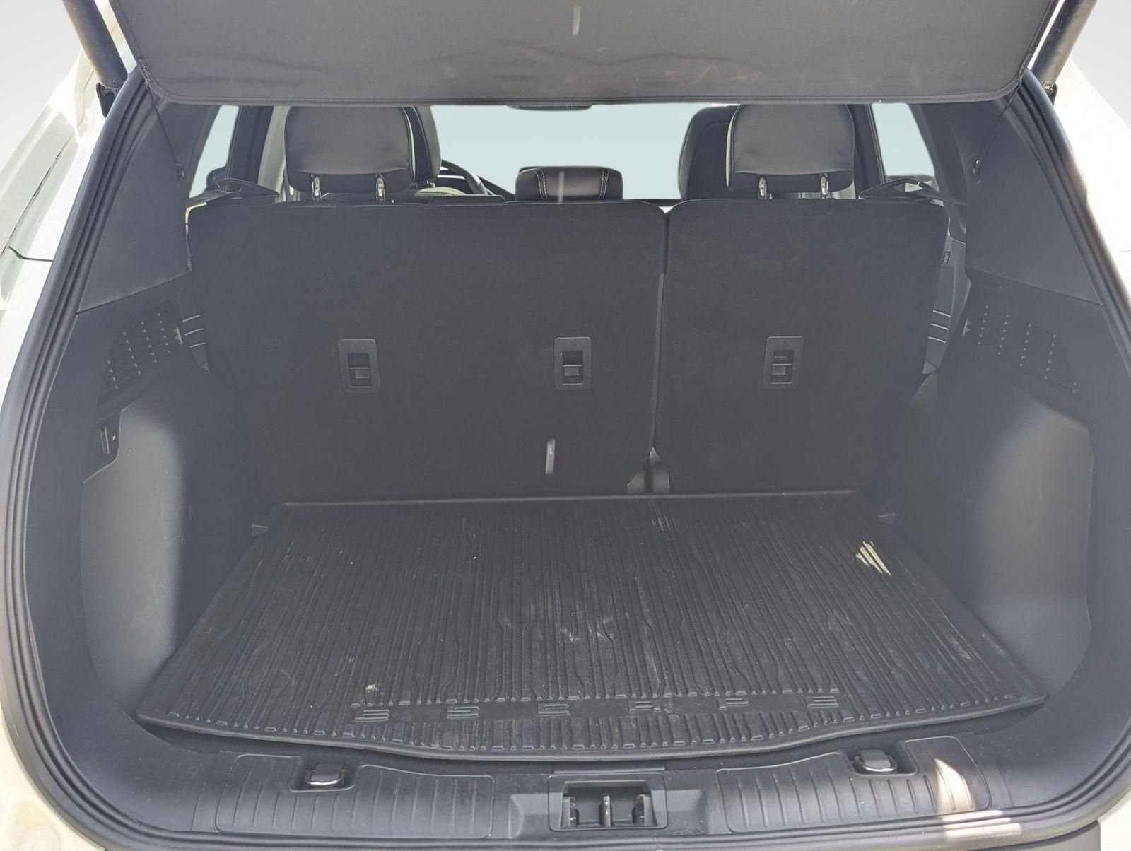 Used 2021 White Ford Titanium image 23