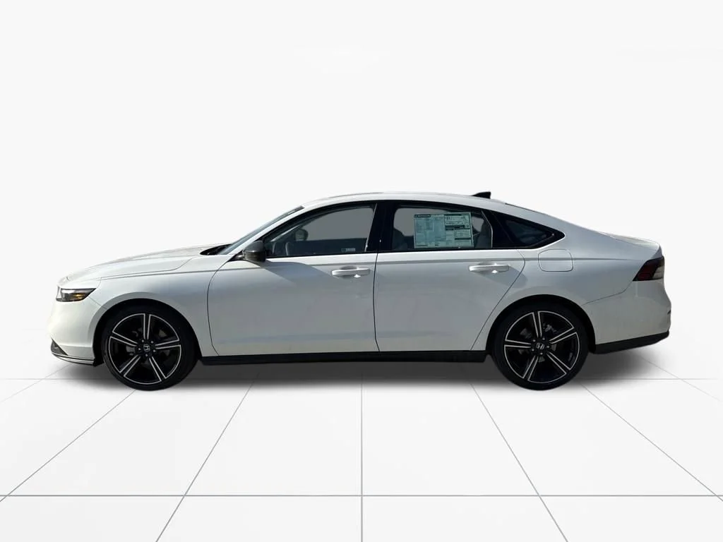 Used 2026 Platinum White Pearl Honda SE image 42