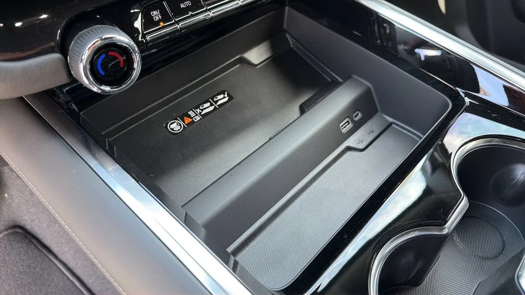 New 2026 Black Chevrolet Premier image 31