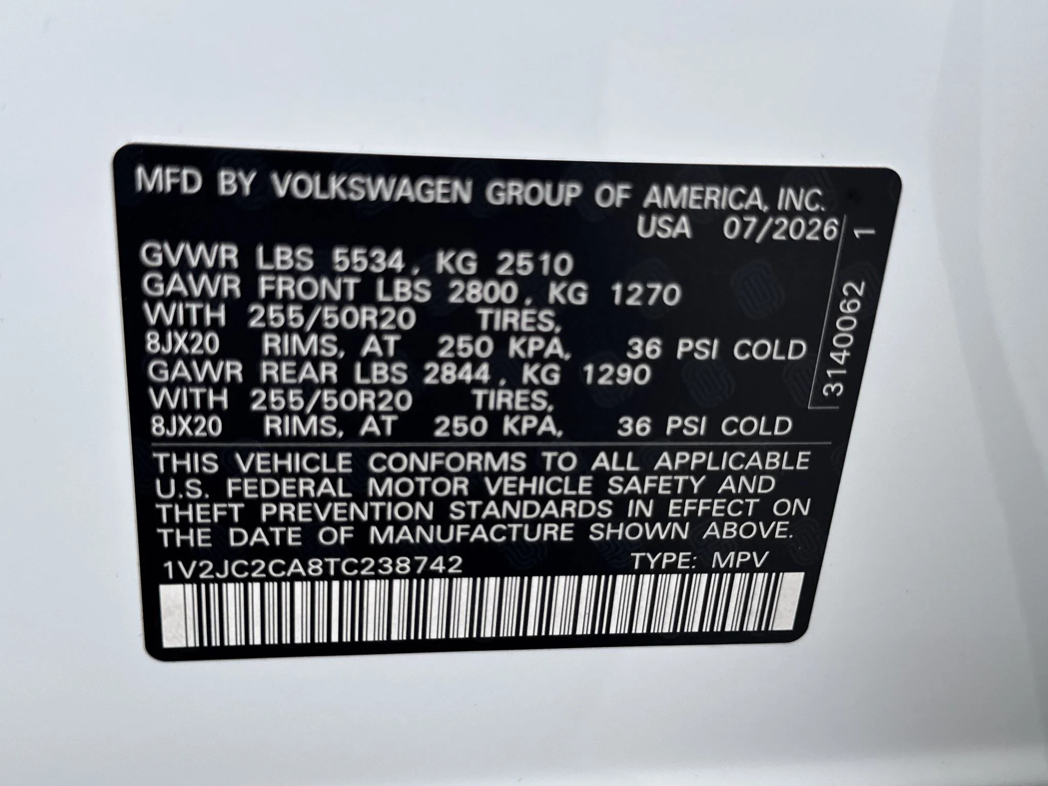 New 2026 Opal White Pearl Volkswagen 2.0T SE w/Technology image 34