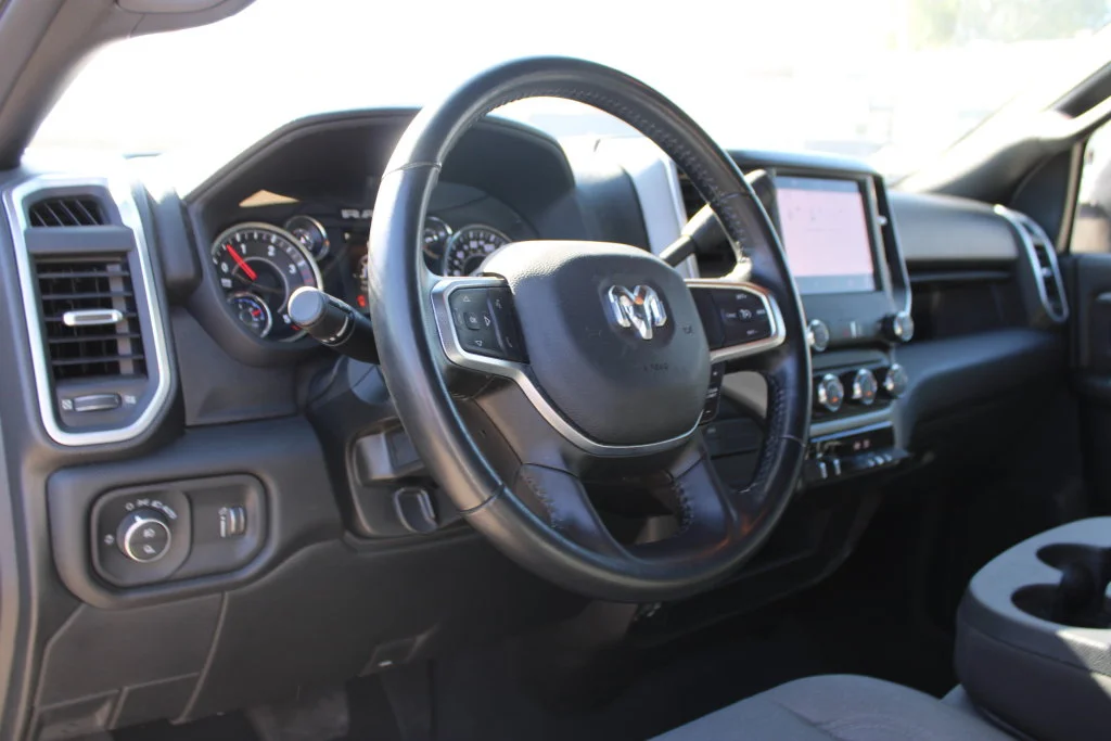 Used 2024 White Ram Big Horn image 28