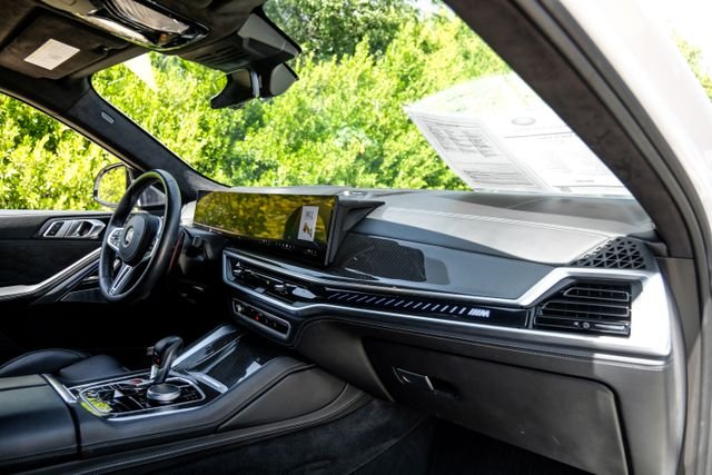 Used 2025 White BMW Base image 17