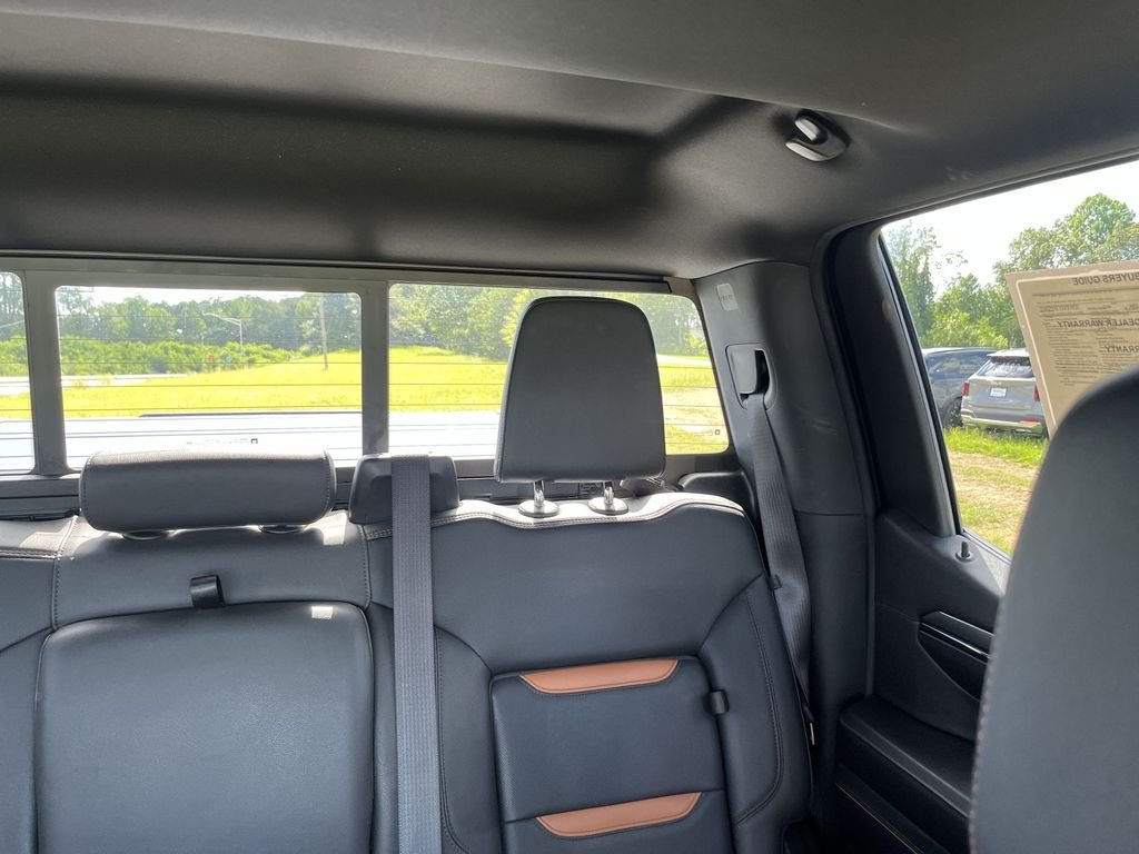Used 2023 White GMC AT4 image 14