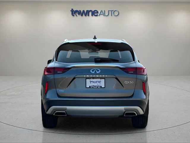 Used 2022 Gray INFINITI ESSENTIAL image 4