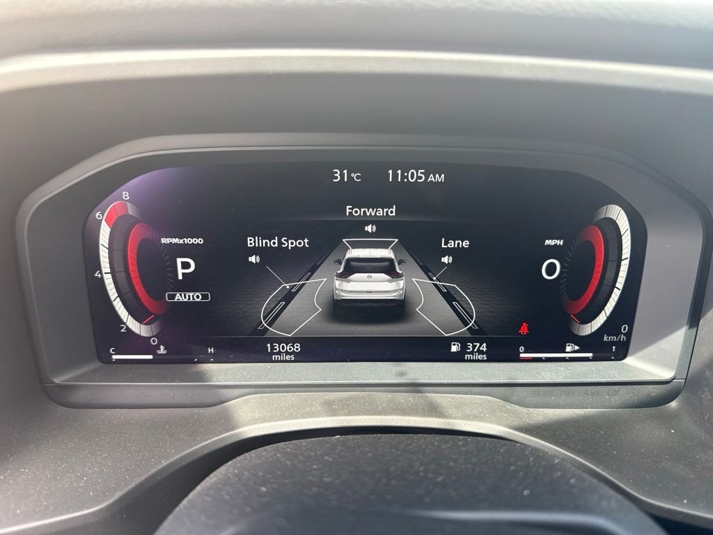 Used 2025 Gray Nissan SL image 11