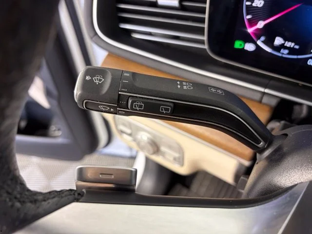 Used 2024 White Mercedes-Benz GLS 450 image 35