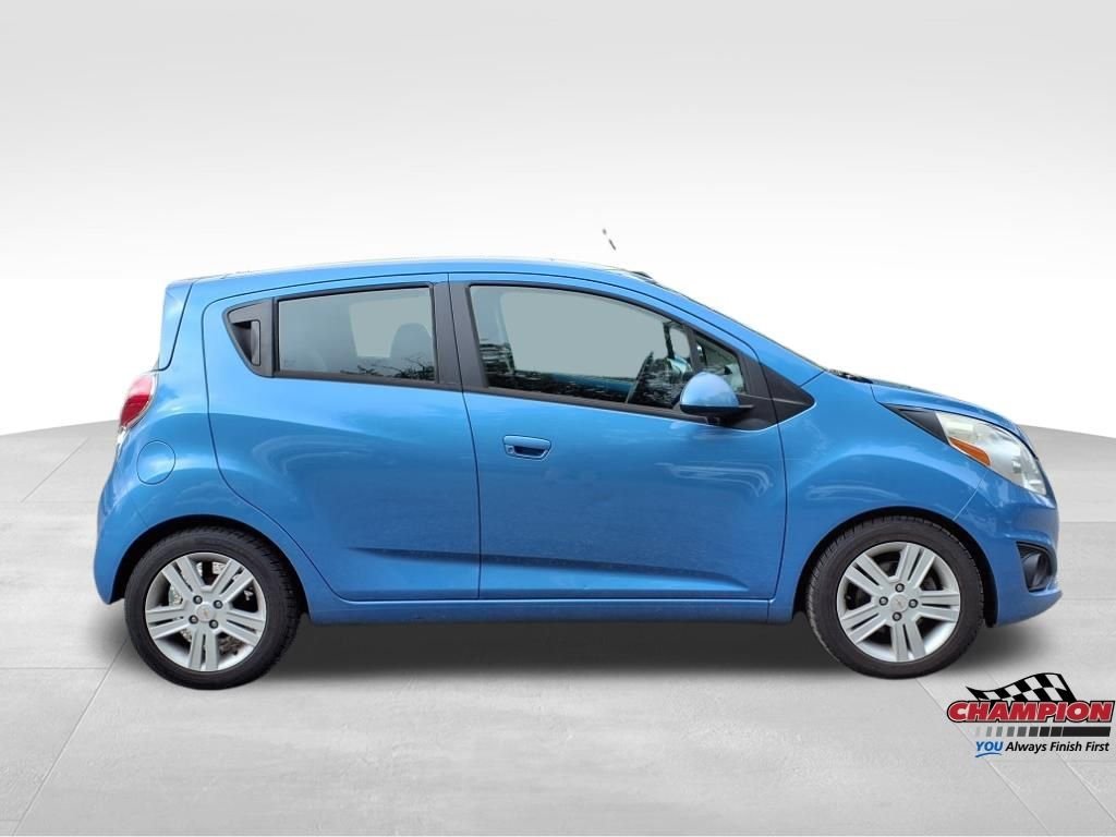 Used 2015 Blue Chevrolet LS image 4