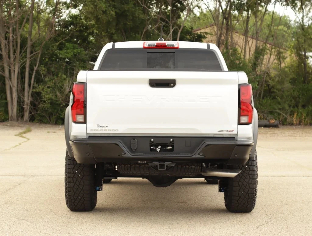 New 2026 Summit White Chevrolet ZR2 image 6