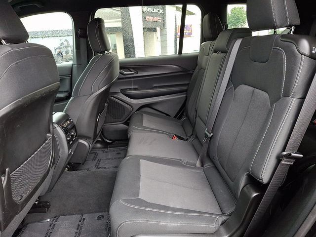 2025 Jeep Grand Cherokee L Laredo - Photo 11