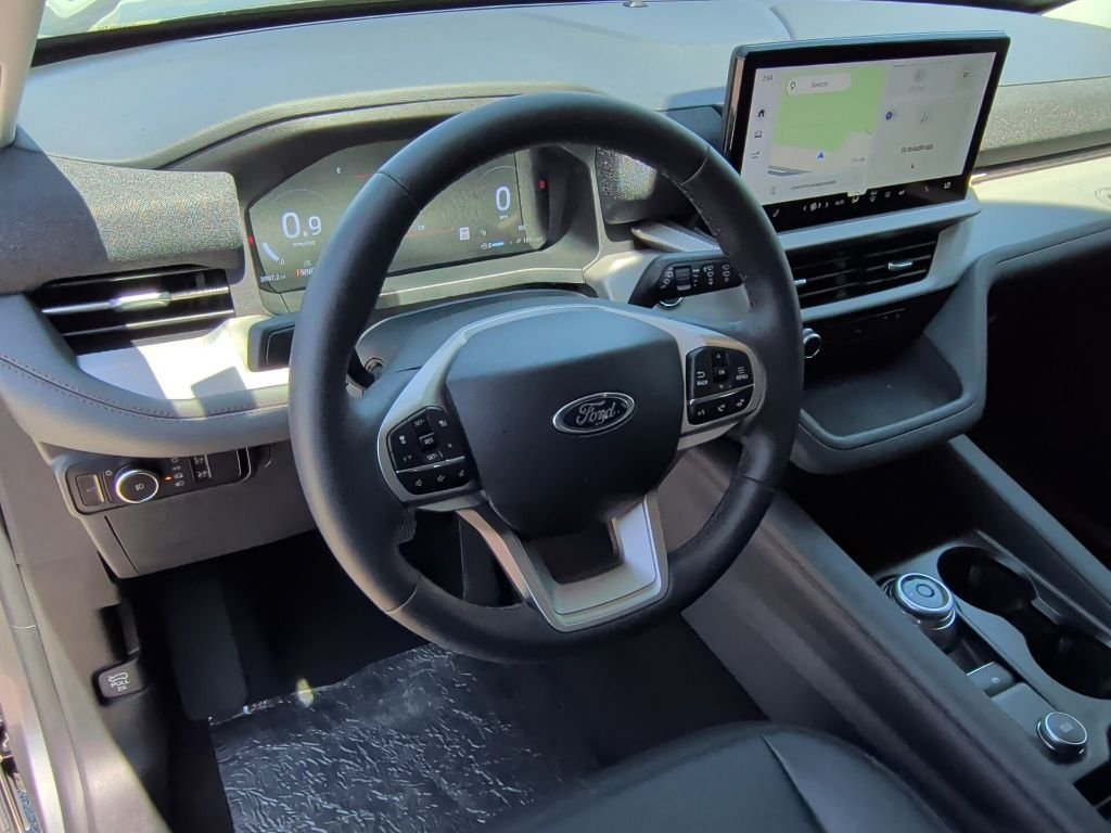 New 2026 Carbonized Gray Metallic Ford Active image 14